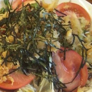 新鮮な野菜と一緒に♪オイルサーディンサラダ